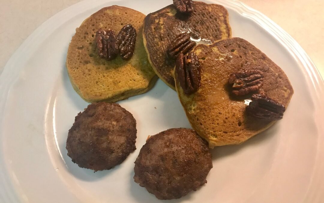 Recipe of the Week – Pumpkin Pie Pancakes with Sweet & Salty Pecans